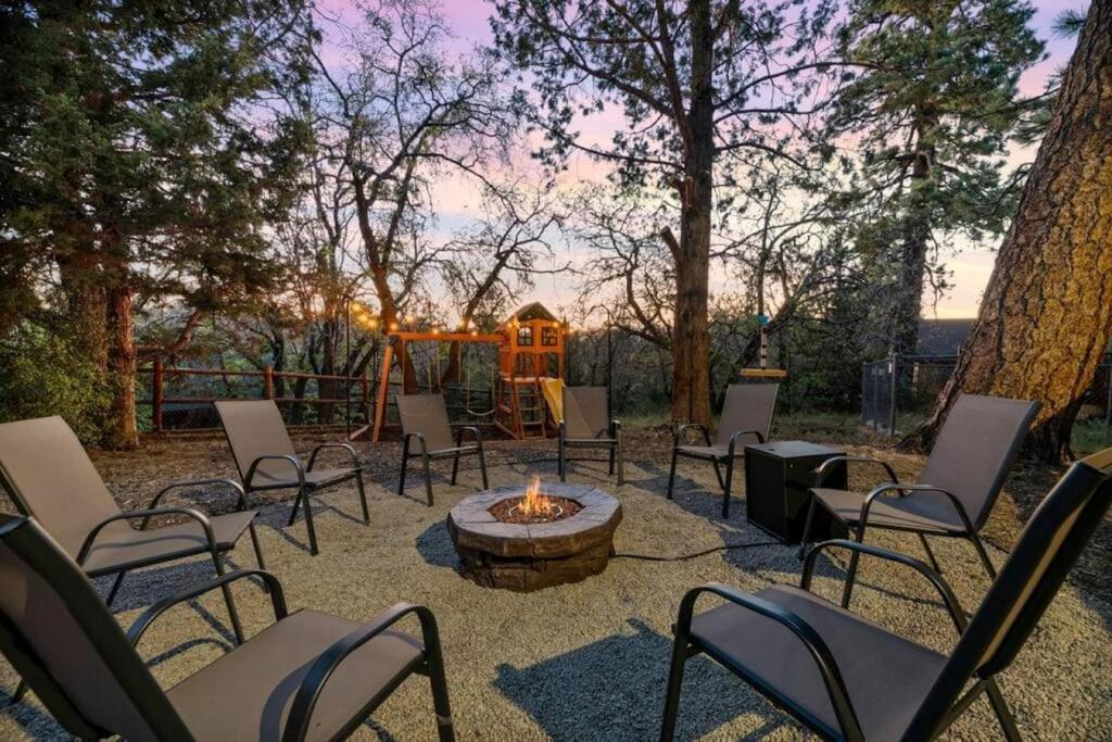 Villa Grove By Rather Be Properties Big Bear Lake Exterior photo